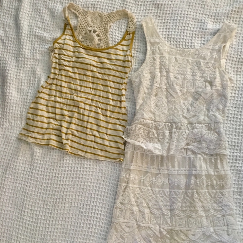 Size small 2 pc Lot